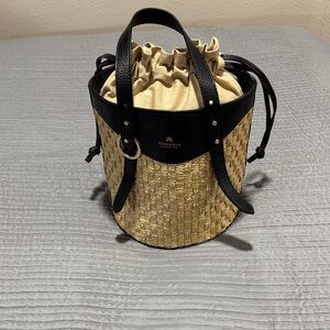 Chic Woven Bucket Bag with Black Accents
